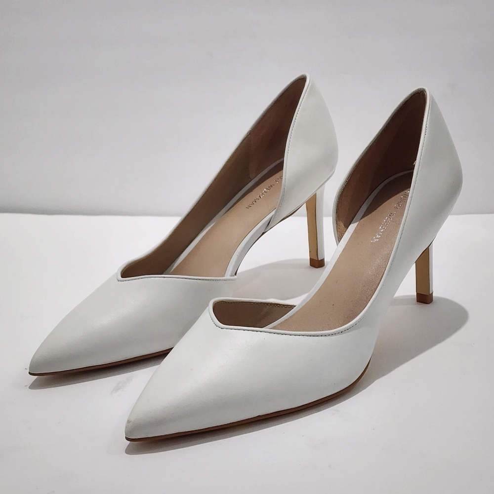 Stuart Weitzman D'Orsay Pumps - Picture 2 of 12